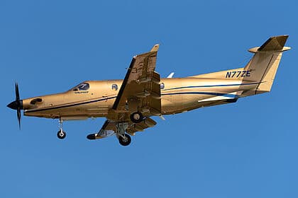 N77ZE aircraft